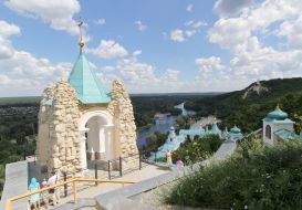 Свято-Успенская Святогорская лавра