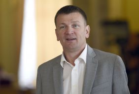 Роберт Горват