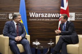 Petro Poroshenko and David Cameron
