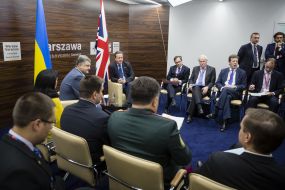 Petro Poroshenko and David Cameron