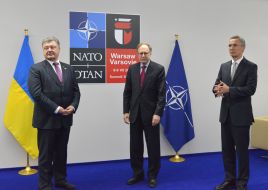 Petro Poroshenko, Alexander Vershbow and Jens Stoltenberg
