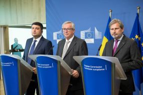 Vladimir Groisman, Jean-Claude Juncker, and Johannes Hahn