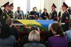 Церемонія прощання з командиром 51-ї бригади Павлом Пивоваренком