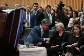 Petro Poroshenko, Alyona Prytula and Ludmila Sheremet