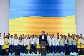 Vladimir Groisman performs during wiring Olympic team