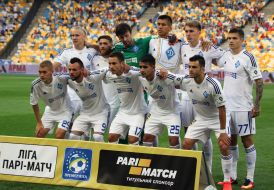 Playing moment of match