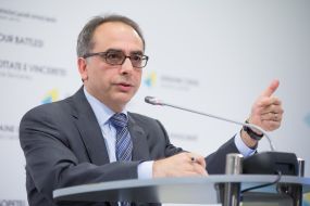 Йонет Джан Тезель