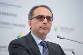 Йонет Джан Тезель