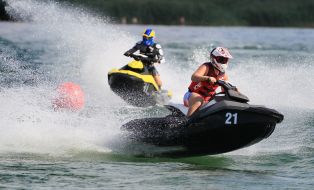 Competitions on aquabike