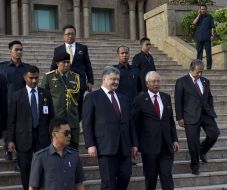 Najib Razak, Petro Poroshenko