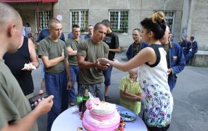 Військовослужбовці, які перебувають на лікуванні в госпіталі