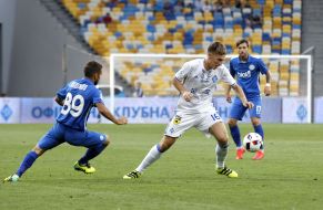 Playing moment of match