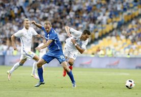 Playing moment of match