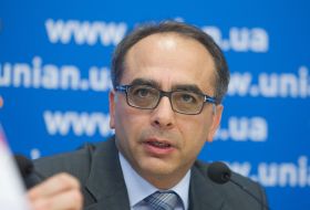 Йонет Джан Тезель