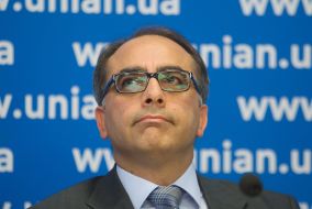 Йонет Джан Тезель