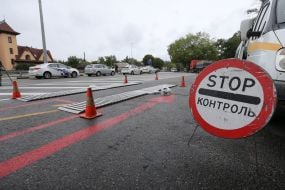 Fixed dimensions and weight item