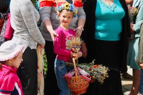 Celebrating of Honey Spas