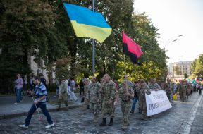 Marsh "Freedom for volunteers!" in Kiev
