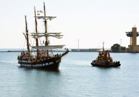 Palinuro ship