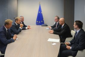 Arseniy Yatsenyuk and Donald Tusk