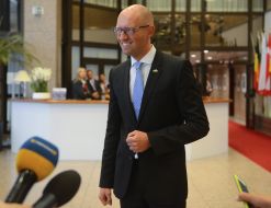 Arseniy Yatsenyuk 
