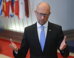Arseniy Yatsenyuk 