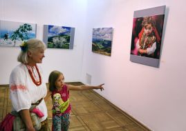 Photo exhibition "Ukraine, you are a miracle for me"