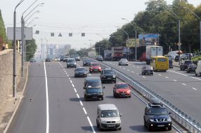 Updated roadway on  Peremohа Avenue