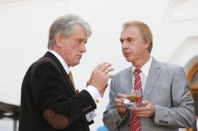 Viktor Yushchenko and Vladimir Ogryzko