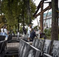 The president and his family paid tribute to the heroes of hundreds of Heaven