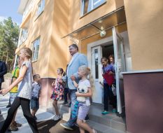 Петро Порошенко проінспектував нове житло для військовослужбовців