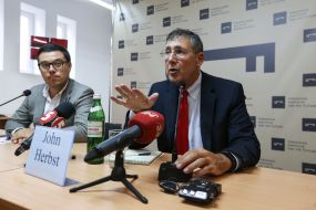 Taras Berezovets and John Herbst