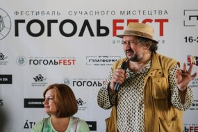 Anna Starostenko and Vladislav Troitsky