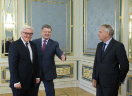 Frank-Walter Steinmeier, Petro Poroshenko, and Jean-Marc Eyraud