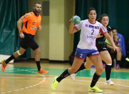 Playing moment of match