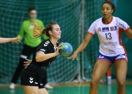 Playing moment of match