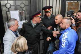 Clash at the Russian Consulate