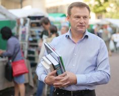 Віталій Скоцик