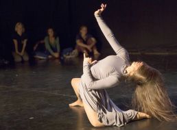 Dance improvisation "Life after expectations"