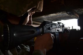 Військовослужбовець