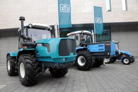 Tractor
