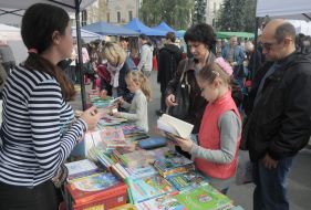 Fair "Kiev Contracts"