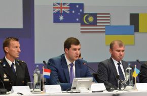 Dmitry Storozhuk and Vitaly Mayakov