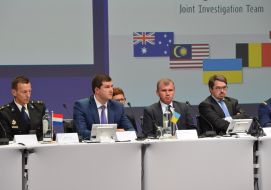 Dmitry Storozhuk and Vitaly Mayakov