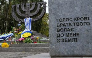 Monument shot Jews "Menorah at Babi Yar"