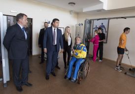 Volodymyr Groisman in Western rehabilitation and sports center