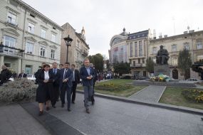 Volodymyr Groisman in Lviv