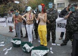 The action near the US Embassy building