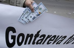 The action near the US Embassy building