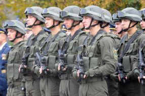 Students of the National Guard Academy 